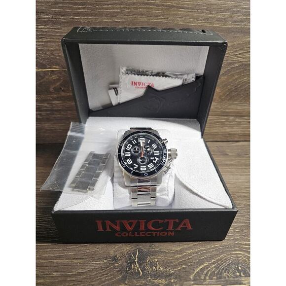 Invicta Corduba Men's Chronograph Silver Stainless Steel Watch 17097 With Case - Picture 1 of 6